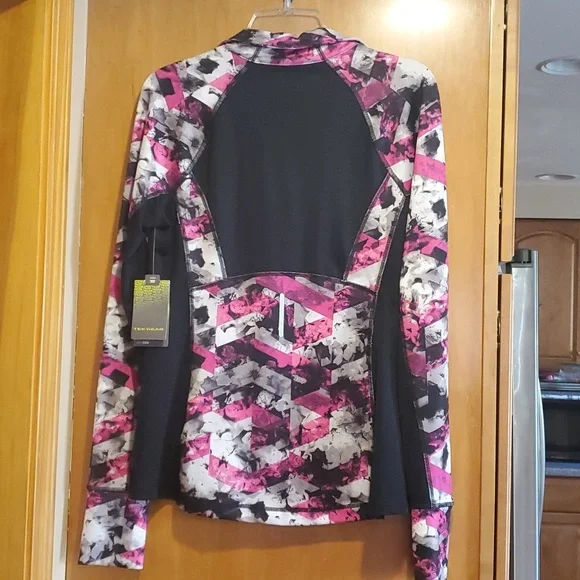 Tek Gear Dry Tek Workout Jacket. Size Medium Long Sleeved with Thumb Holes. - Picture 7 of 11